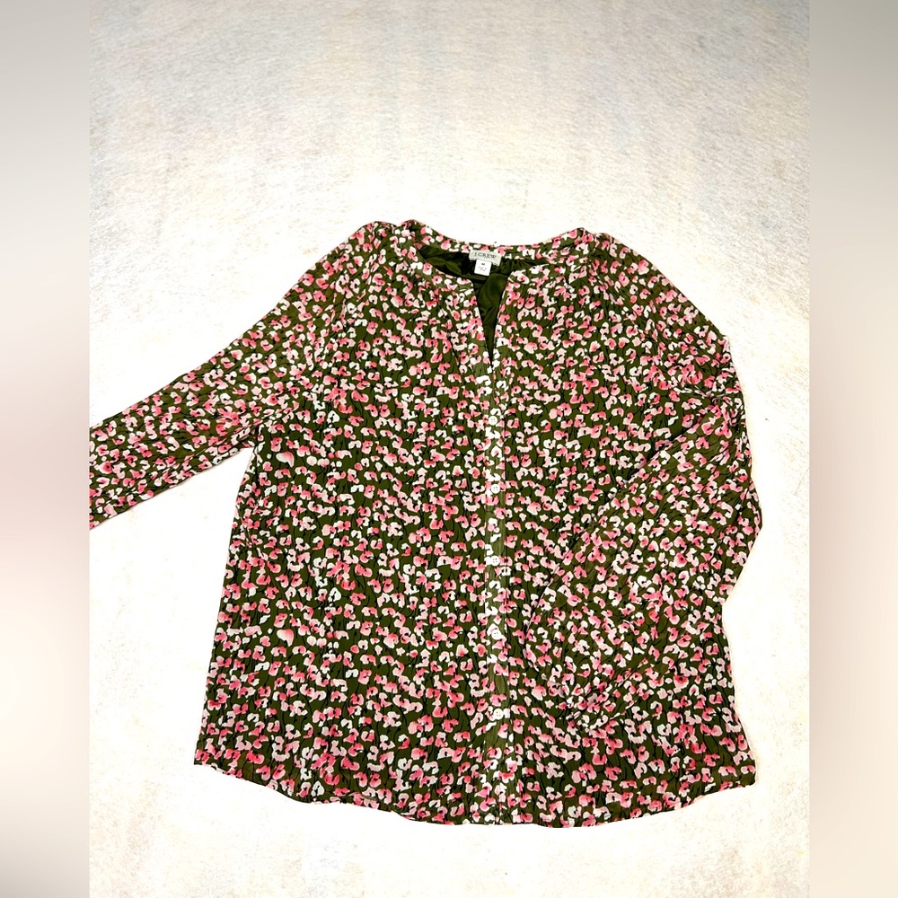 NWOT J. Crew‎ Women’s Medium Floral Print Button Up Blouse